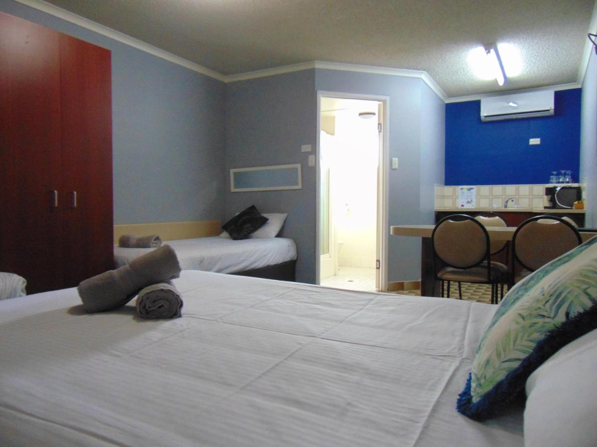 Rockhampton Court Motor Inn Eksteriør bilde