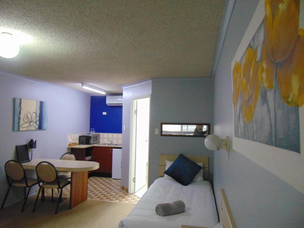 Rockhampton Court Motor Inn Eksteriør bilde
