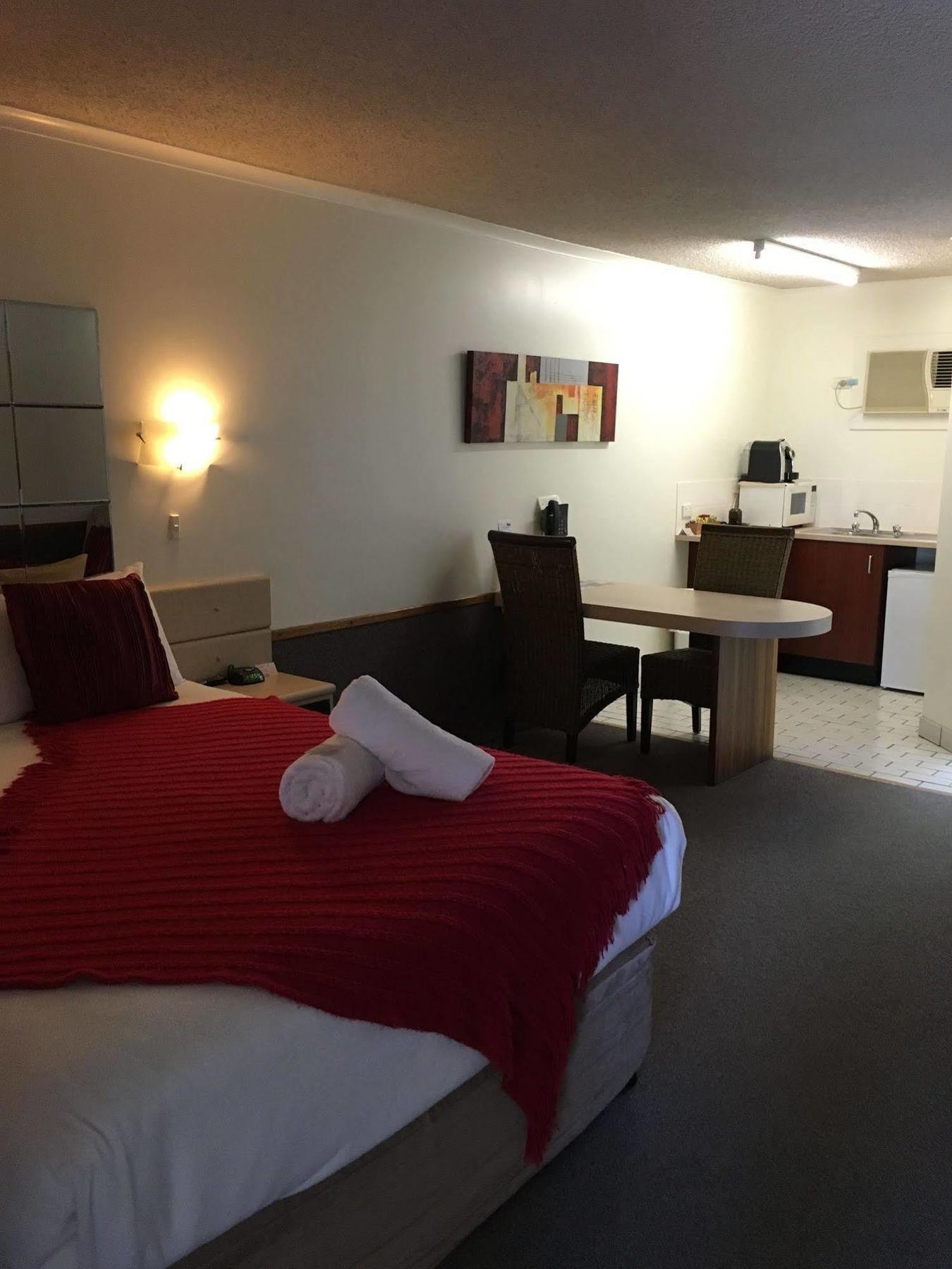 Rockhampton Court Motor Inn Eksteriør bilde